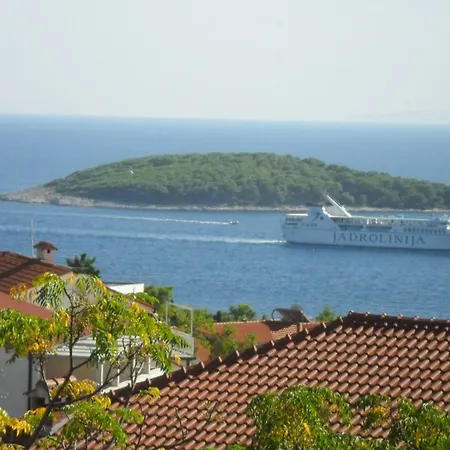Aba * Hvar Town